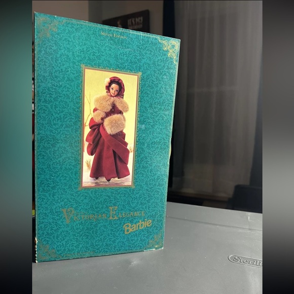 Barbie 1994 Victorian Elegance Doll By Mattel Special Edition NIB - Picture 2 of 6